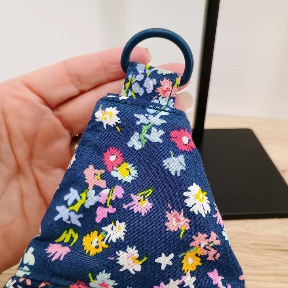 Vera Bradley Essentials Sling Backpack Scattered Wildflowers Navy Blue Quilted - Picture 11 of 12